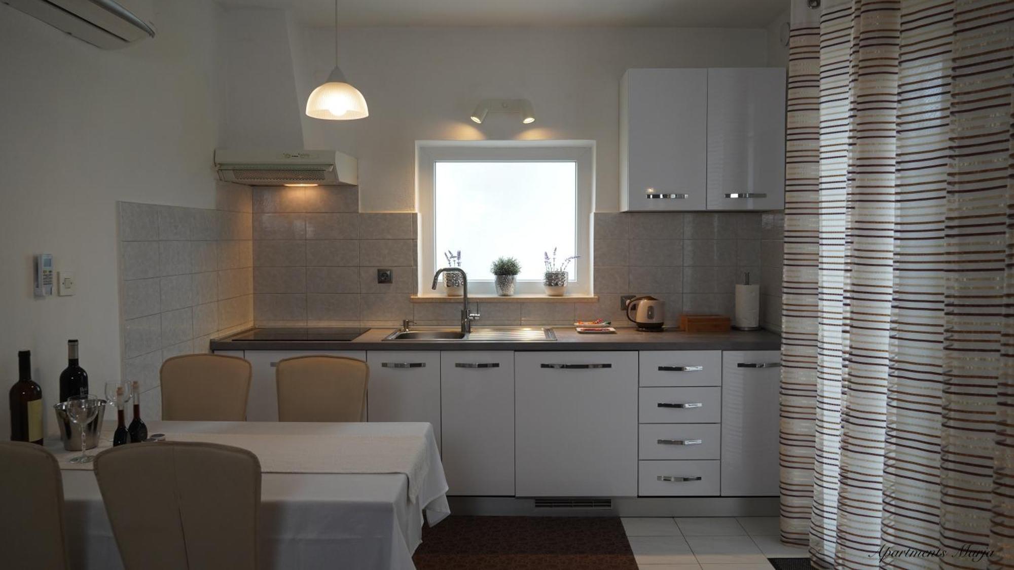 נייביצה Apartments Marja מראה חיצוני תמונה