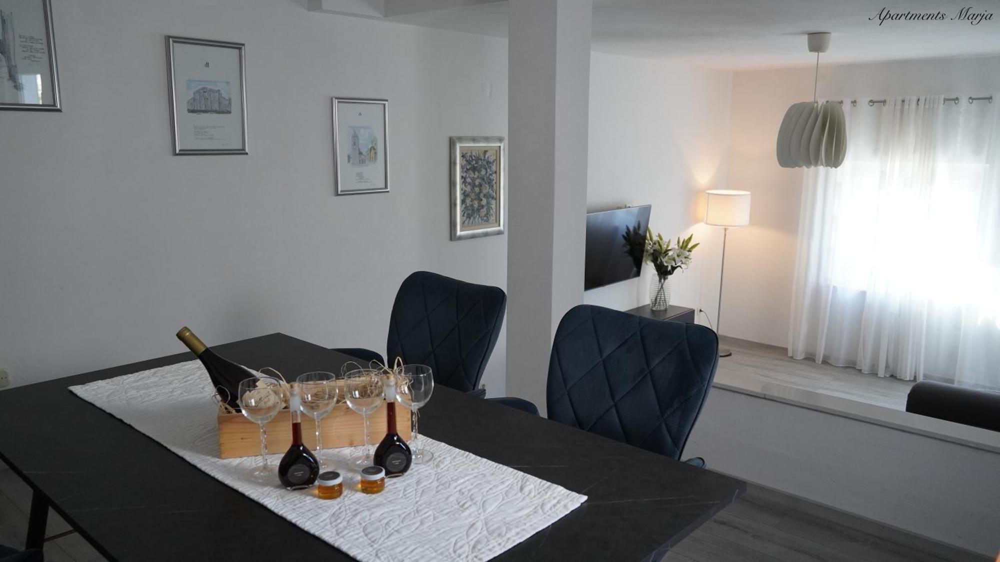 נייביצה Apartments Marja מראה חיצוני תמונה